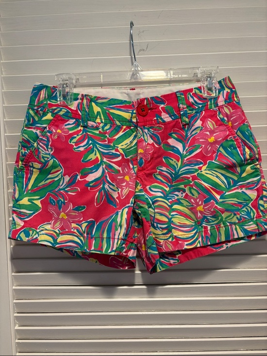 Lilly Pulitzer Pants - Lilly Pulitzer Size 4 Bright Pink Tropical Print Bermuda Shorts